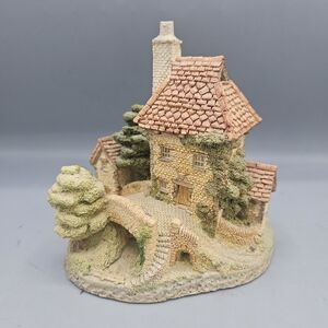 David Winter Toll Keepers Cottage 1984 Great Britain Hand Painted Village Town